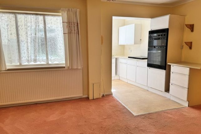 75, Greenleaf Gardens, Polegate photo 4