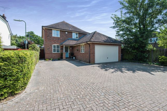 Thumbnail Detached house for sale in Oxlease Close, Romsey