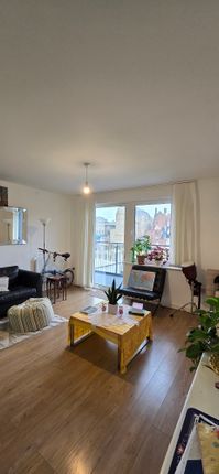 17 Nova House, 1 Buckingham Gardens,, Slough photo 5