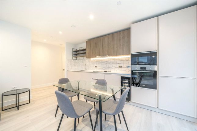Flat 103, Bufton House, 14, Astell Road, London photo 3