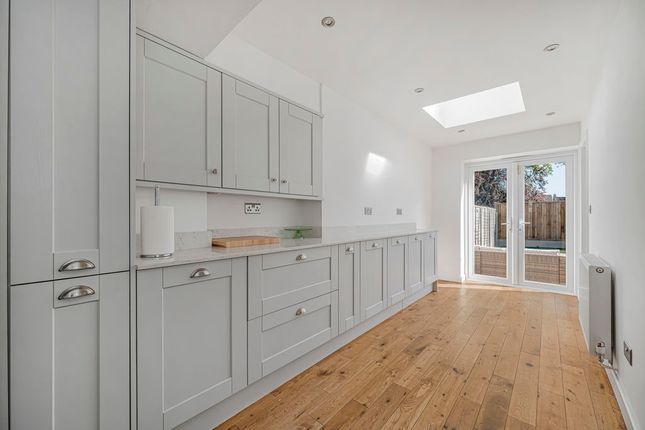 23, Gerda Road, London photo 4