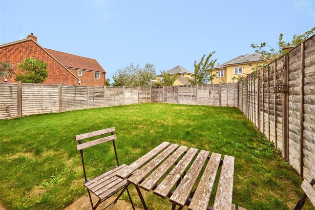 20, Tayberry Close, Cambridgeshire photo 4