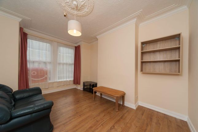 Thumbnail Property to rent in Cranbrook Avenue, Hull