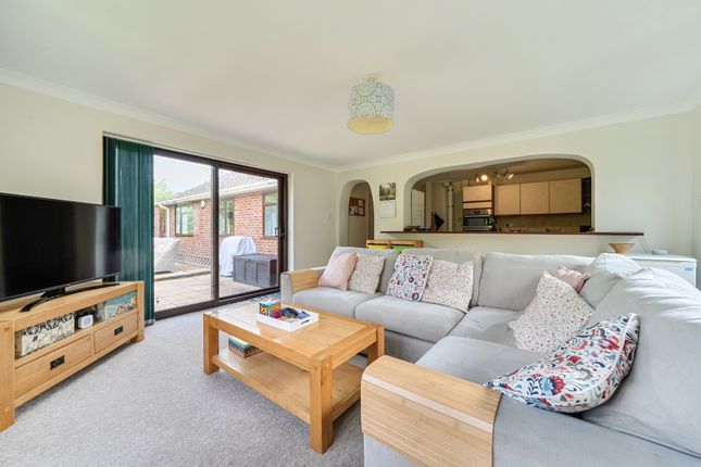 Copperfield,, Bessels Lea, Didcot photo 3