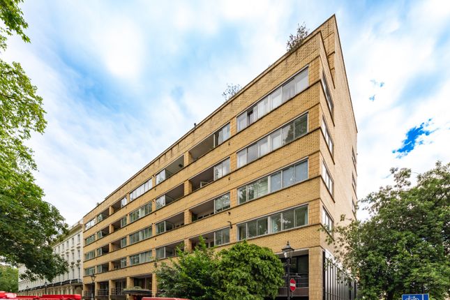 Thumbnail Flat for sale in Porchester Square, Bayswater