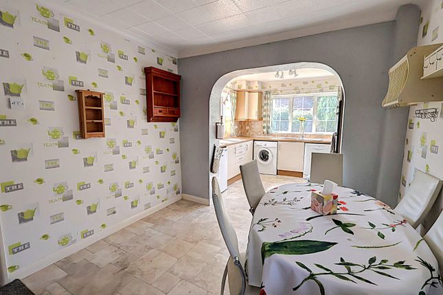 7, Watchet Lane, High Wycombe photo 4