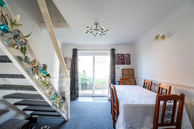 30, Richland Close, Hastings photo 4