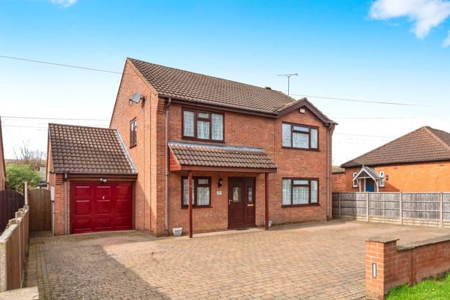 Detached house for sale in North Parade, Grantham