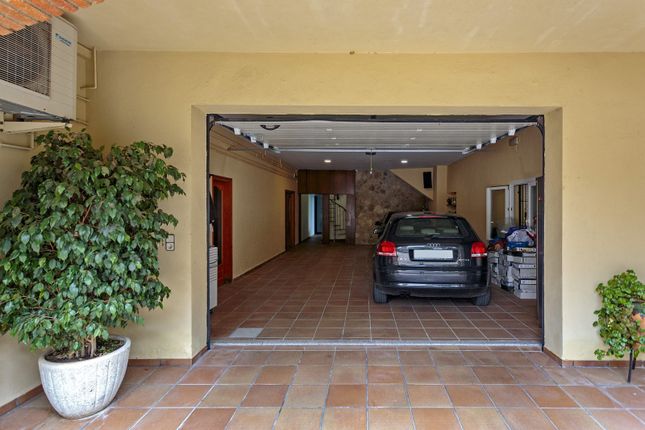Villa for sale in Santa Cristina D'aro, Costa Brava, Catalonia