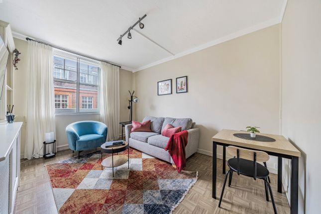 Flat for sale in Parker Mews, Covent Garden, London