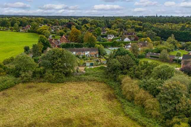4-bed house on 5 Niplands Cottages, Wooburn Green, £575,000