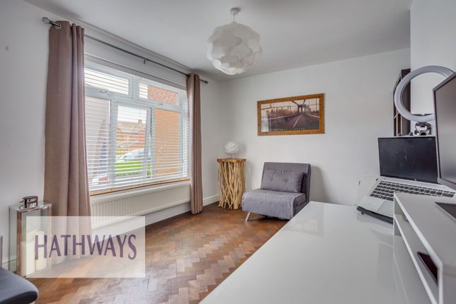 27 Llanyravon Way, Cwmbran photo 5