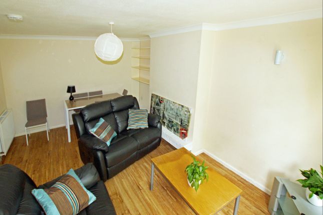 Thumbnail Detached house to rent in Whiteknights Road, Reading