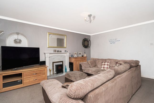 112, Auchterderran Road, Lochgelly photo 2