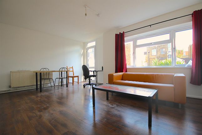 Thumbnail Flat to rent in Kirkwall Place, London