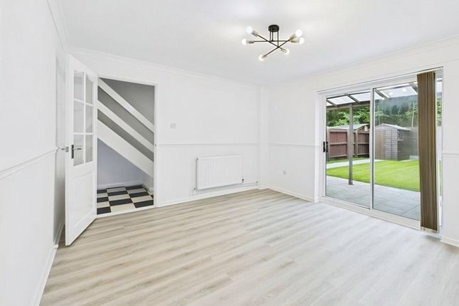 53, PETERBOROUGH photo 2