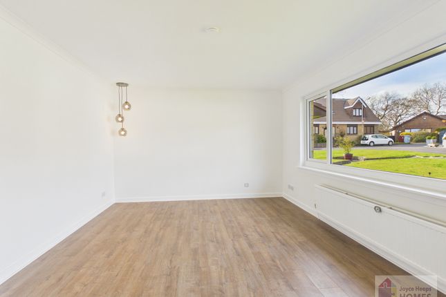 3, East Milton Grove, Westwood, East Kilbride photo 2