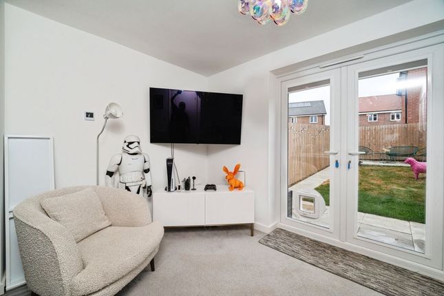 27, Buttercup Way, Scartho Top photo 3