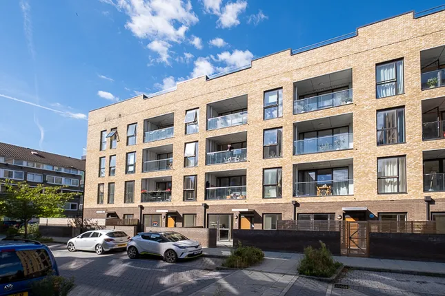 Hamptons - London New Homes