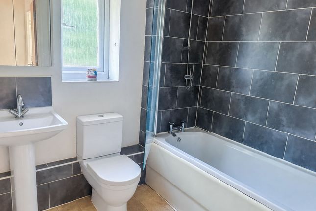 10 Lily Rose Close Chorley Old Road, Bolton photo 4