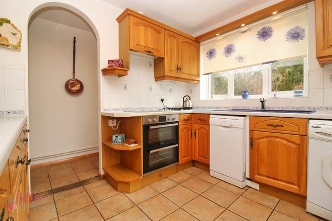 Little Platt Cottage, Long Mill Lane, St Mary's Platt photo 4