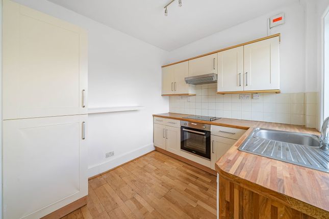 4a, Luffman Road, London photo 4