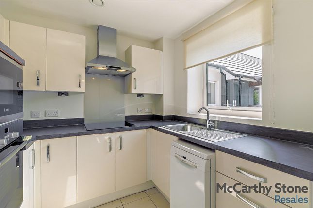 16 Jackson Place, Fields Park Drive, Alcester photo 2