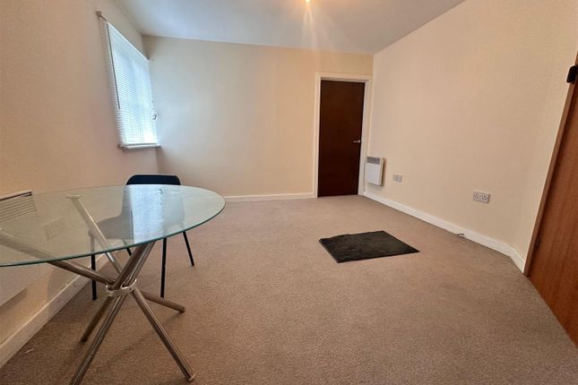 Whatsapp Image 2025-11-13 At 12.49.26 Pm.Jpeg