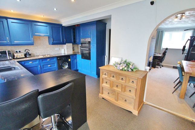 6, Althorpe Drive, Portsmouth photo 4