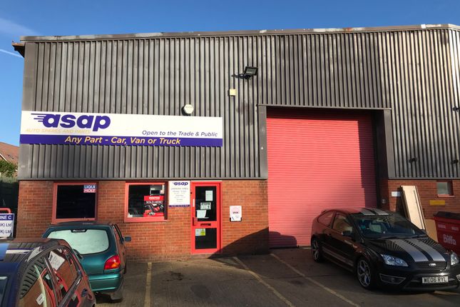 Industrial to let in Unit 1B, Beaver Industrial Estate, Liphook