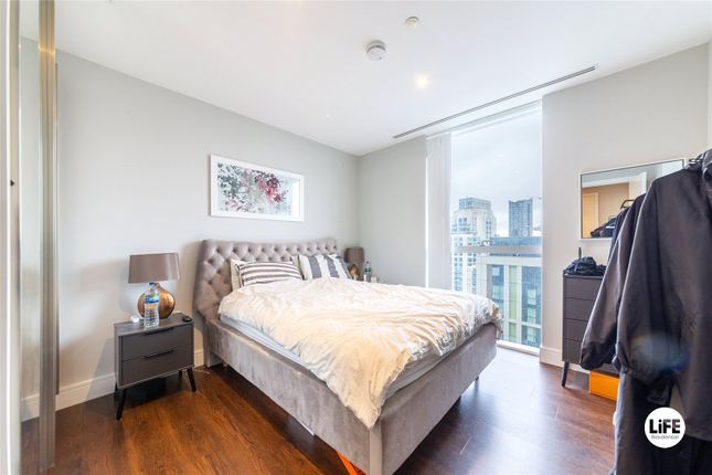 Flat for sale in Maine Tower, 9 Harbour Way, London