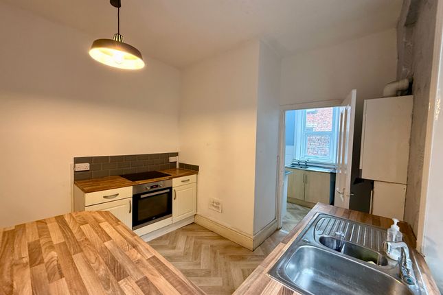 256, Chillingham Road, Newcastle upon Tyne photo 2