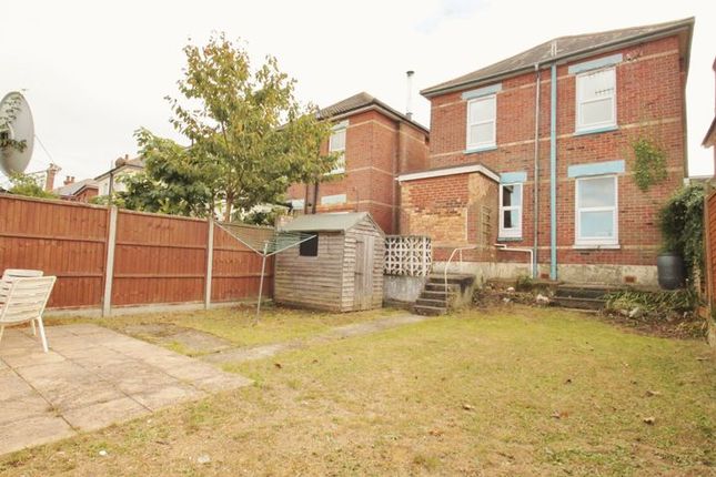 Detached house to rent in Acland Road, Bournemouth