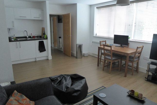 Flat 4, London Street, Reading photo 3