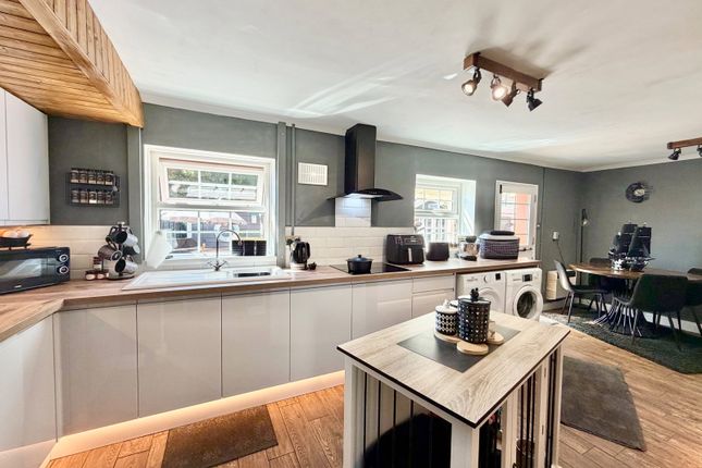 3, Belfield Road, Paignton photo 2