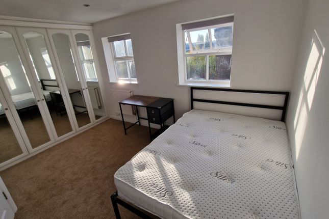 4-bed house on Chamberlayne Avenue, Wembley, £13,000/mo