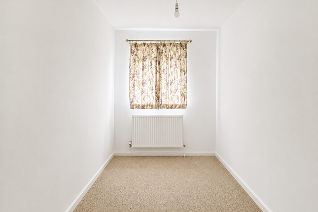 30 Cornwallis Close, Bedford photo 4