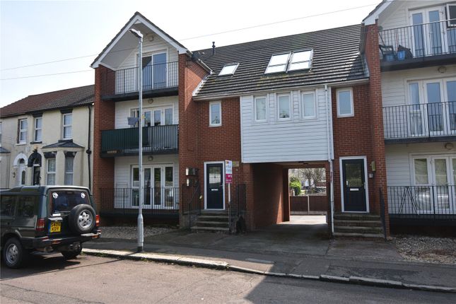 Flat to rent in Brewsters Court, 27-31 Stour Road, Harwich