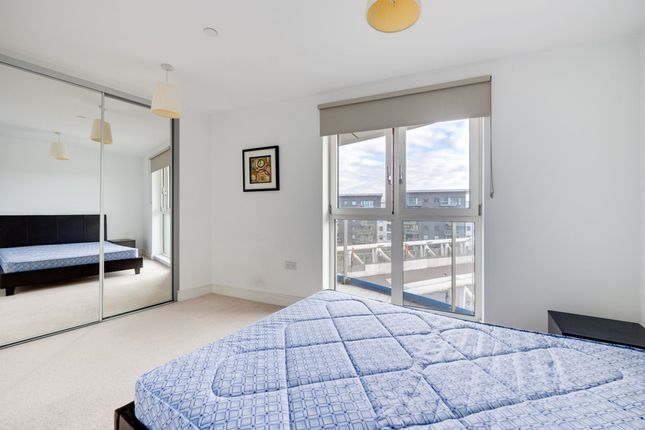 Flat 59, 9 Queensland Road, London photo 3