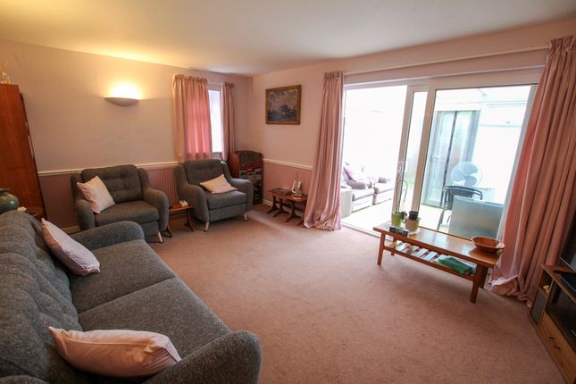 22, Henry Morris Road, Cambridge photo 5