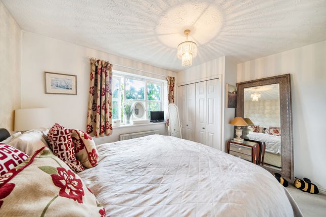 28, Williamson Way, Hertfordshire photo 4
