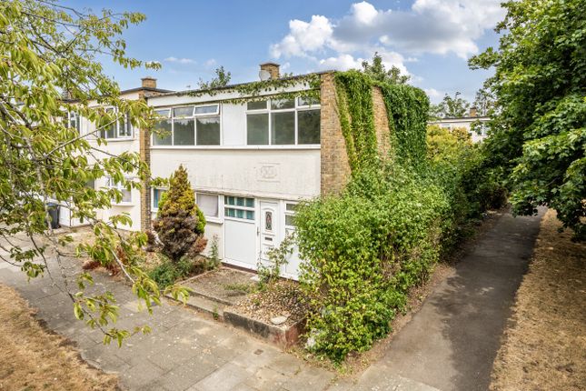 3-bed terraced on 328, Northbrooks, Essex, £220,000