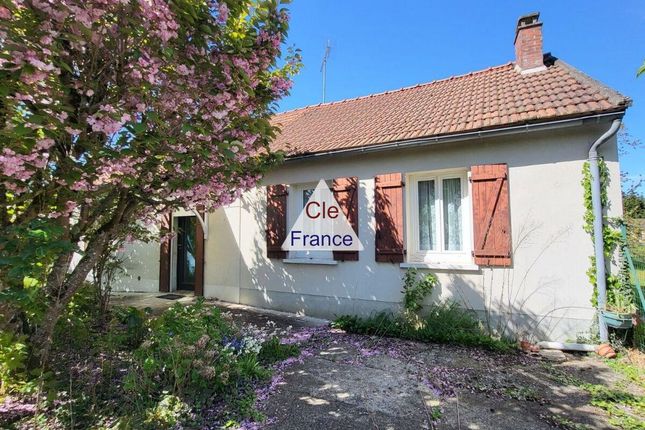 Thumbnail Detached house for sale in Ferrieres-En-Gatinais, Centre, 45210, France