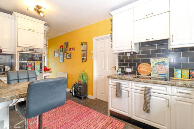 41, Field Lane, Wakefield photo 3