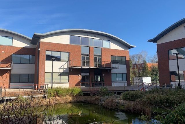 Thumbnail Office to let in St. Georges Business Park, Brooklands Road, Weybridge