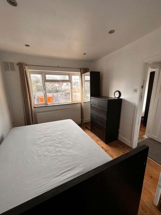 Carlyon Road, Wembley photo 3