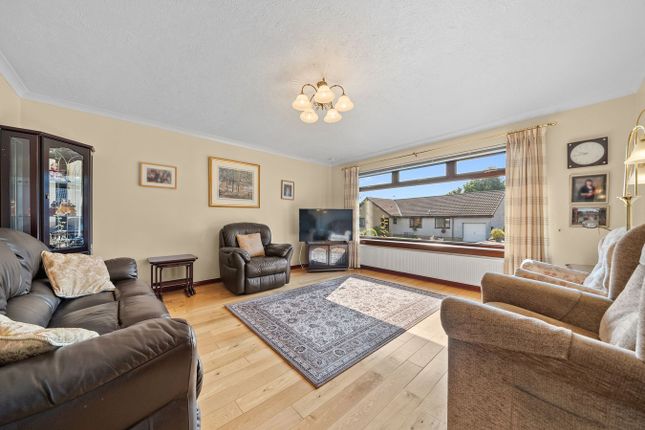 17, Bonnyview Gardens, Bonnybridge photo 4