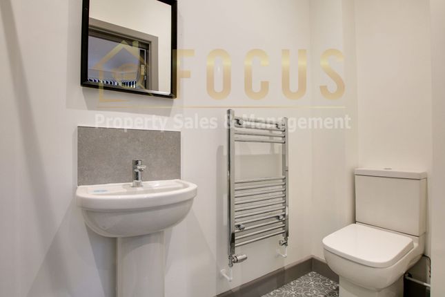 Room 1, 72 Stretton Road, Leicester photo 4