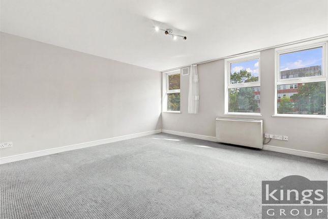Butlers Court, Hertfordshire photo 4