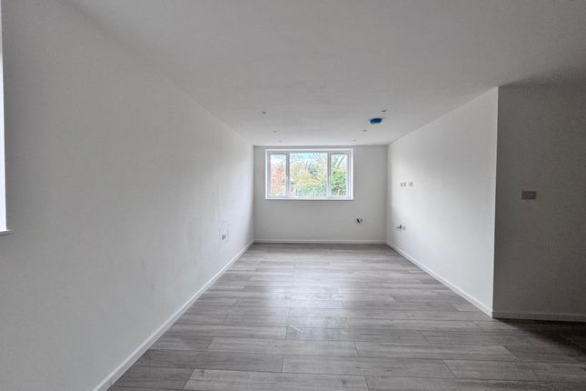 Whatsapp Image 2025-11-14 At 09.43.38 (10)